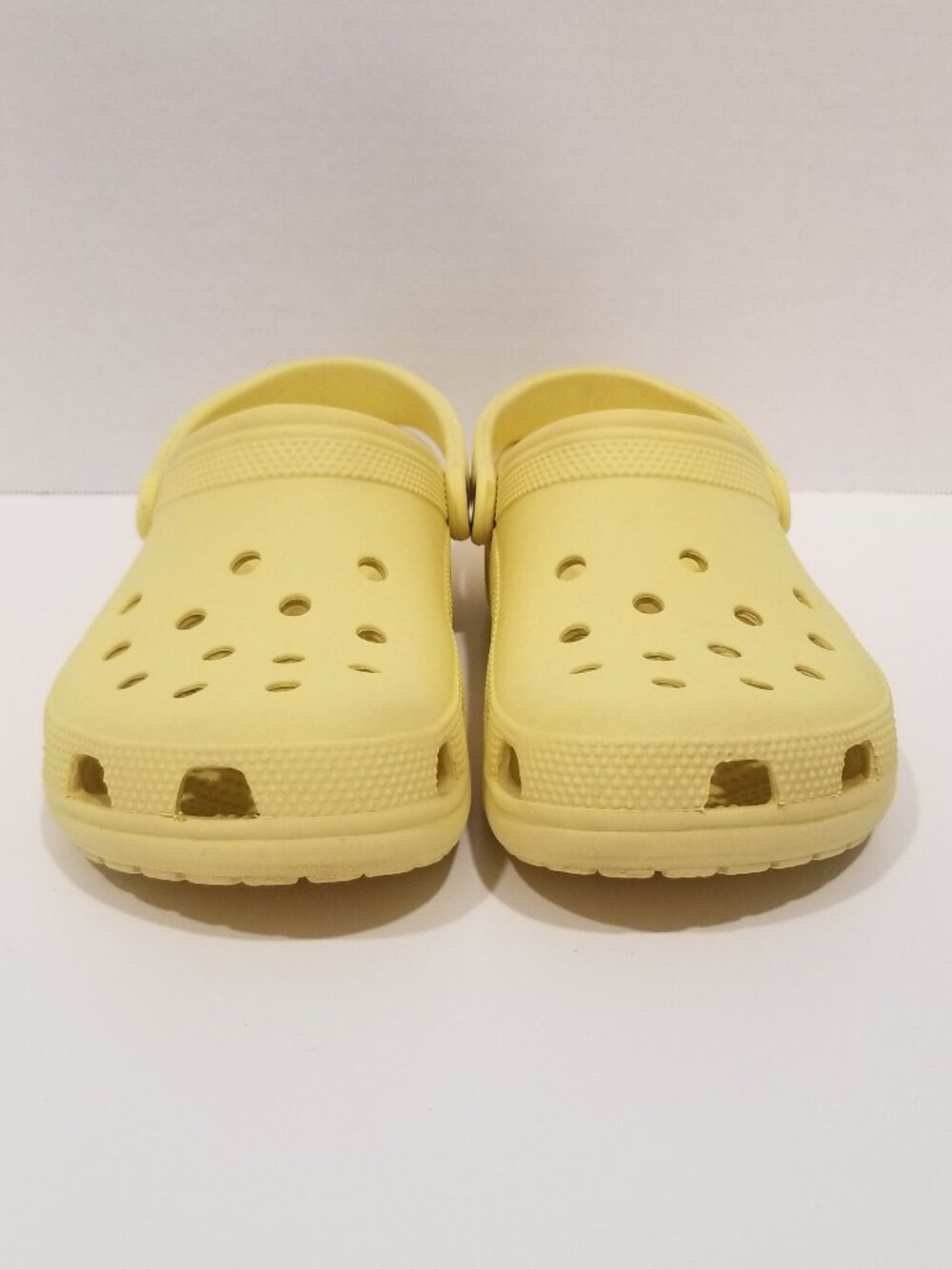 Ladies' Classic Croc Clogs, Size 9, Daylily (Yellow), VGUC - Picture 2 of 12